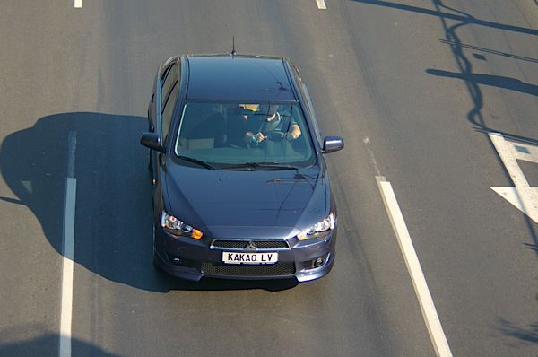 Tests: Mitsubishi Lancer 1.8 CVT
