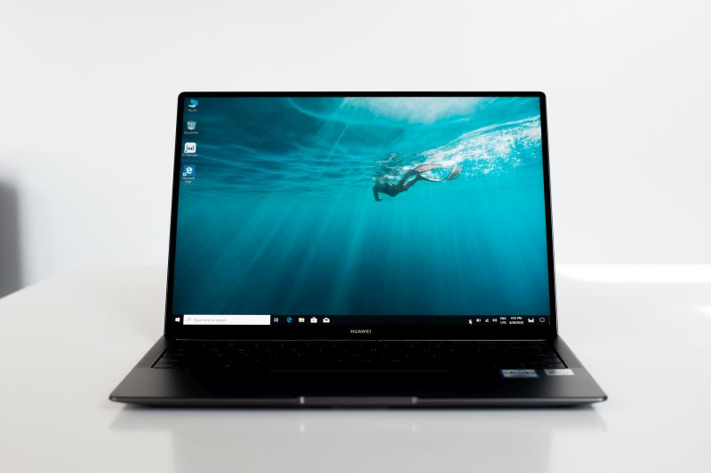 Matebook X Pro ekrāns